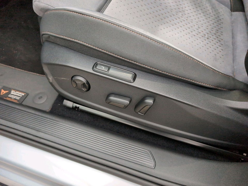 Cupra Born 58 e-Boost Dinamica Pack High 5d