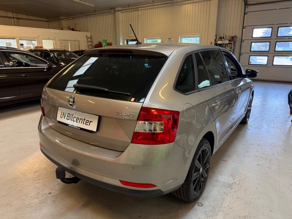 Skoda Rapid 1,2 TSi 110 Ambition Spaceback 5d