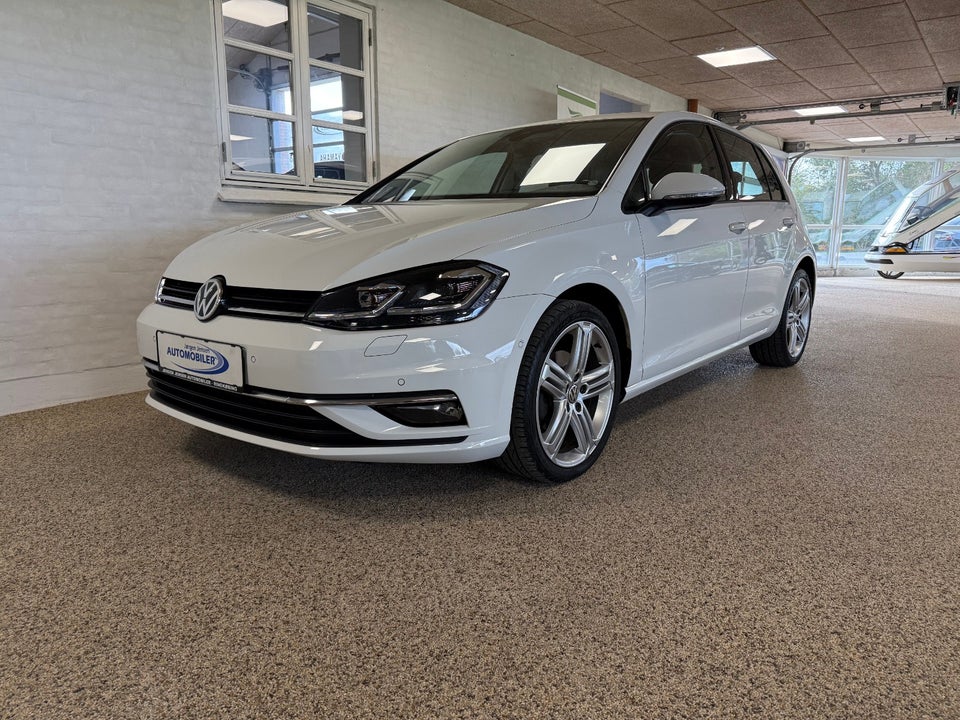 VW Golf VII 1,6 TDi 115 Comfortline 5d