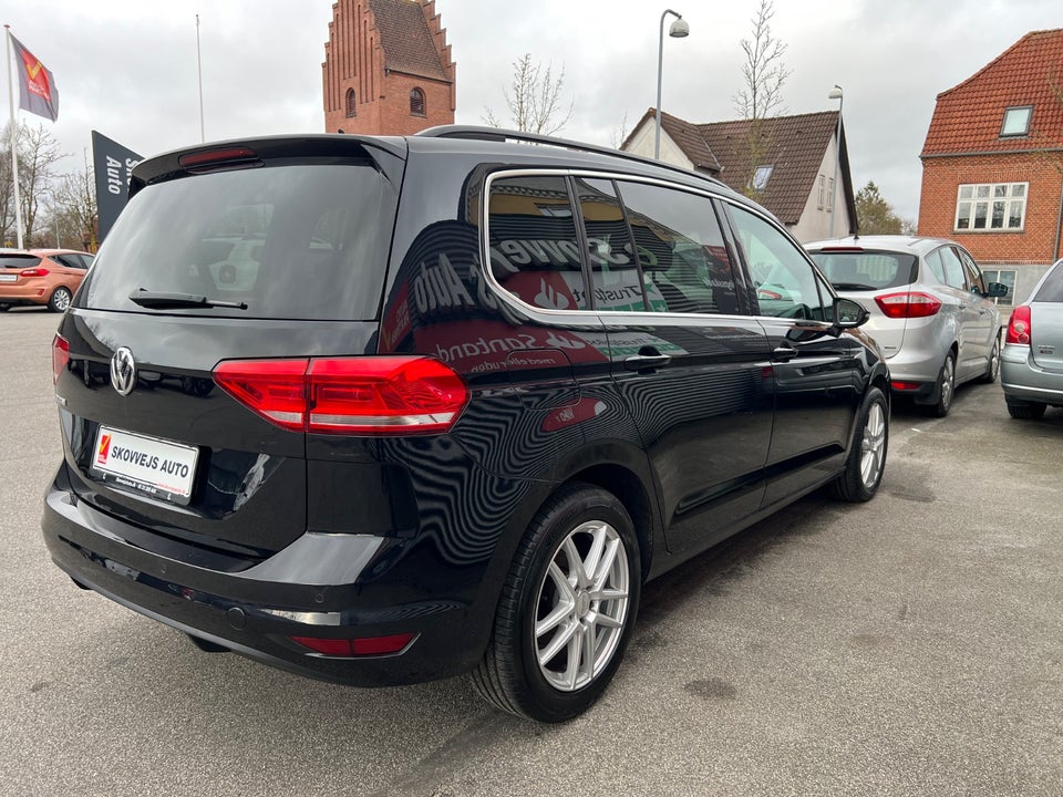 VW Touran 1,6 TDi 115 Comfortline 7prs 5d