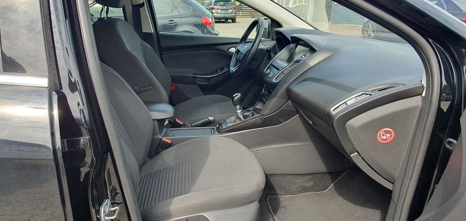 Ford Focus 1,0 SCTi 125 Titanium stc. 5d
