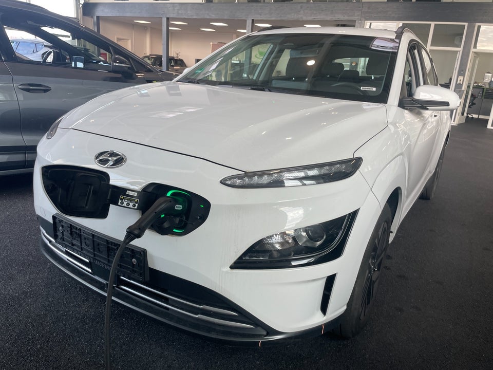 Hyundai Kona 39 EV Select 5d