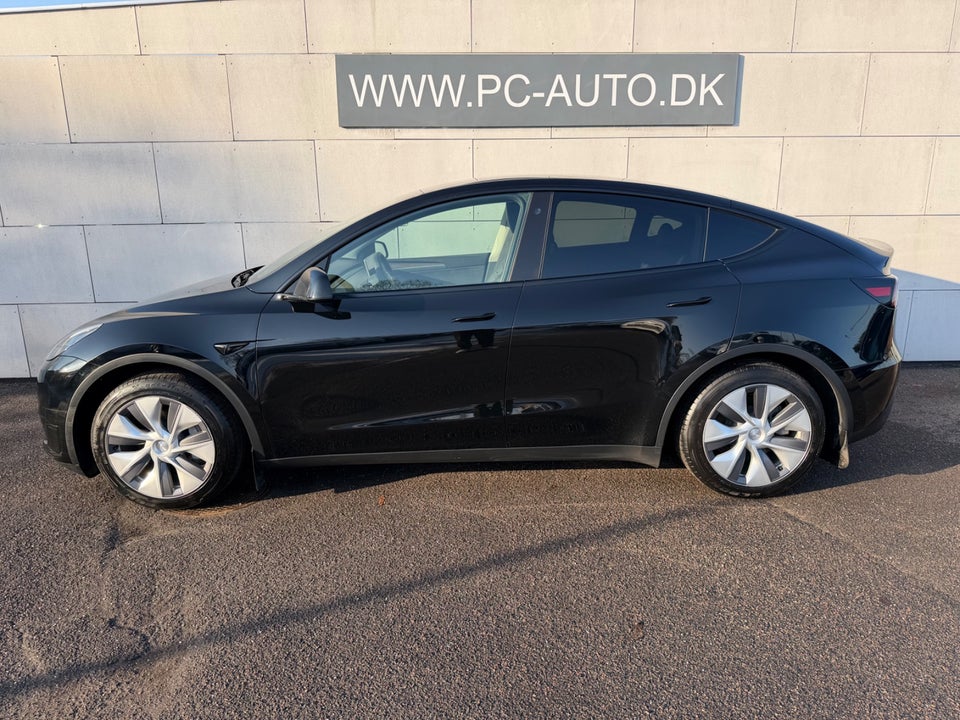 Tesla Model Y RWD 5d