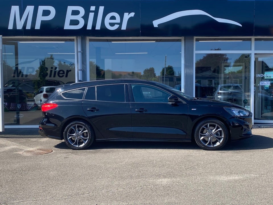 Ford Focus 1,0 EcoBoost ST-Line stc. 5d