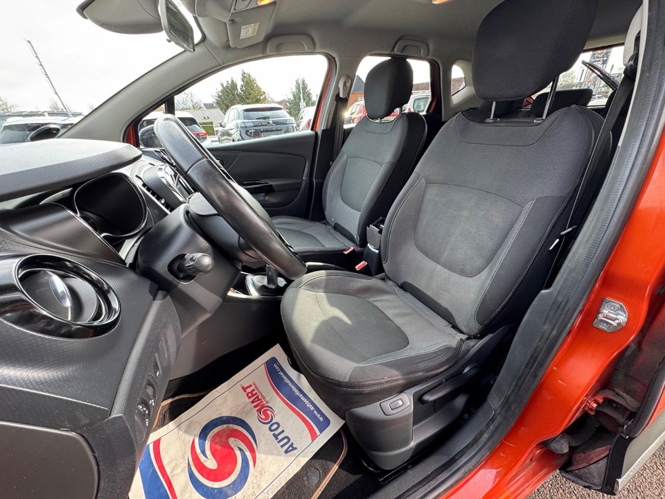 Renault Captur 0,9 TCe 90 Expression 5d