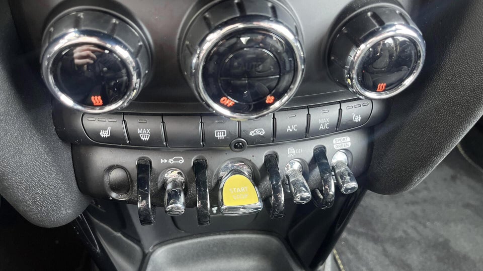 MINI Cooper SE Classic Trim 3d