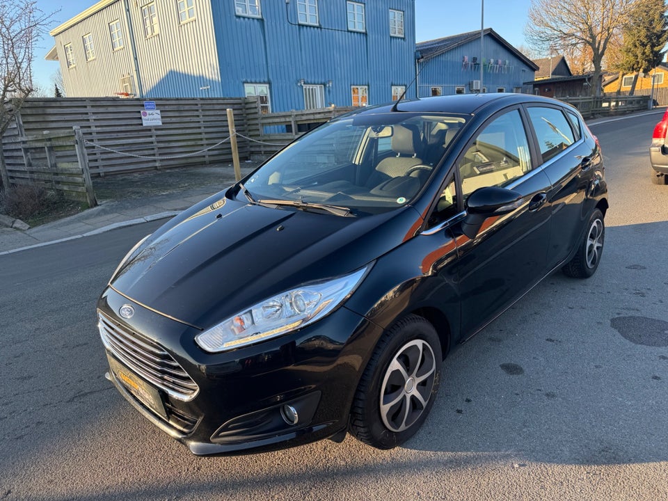 Ford Fiesta 1,0 65 Titanium 5d