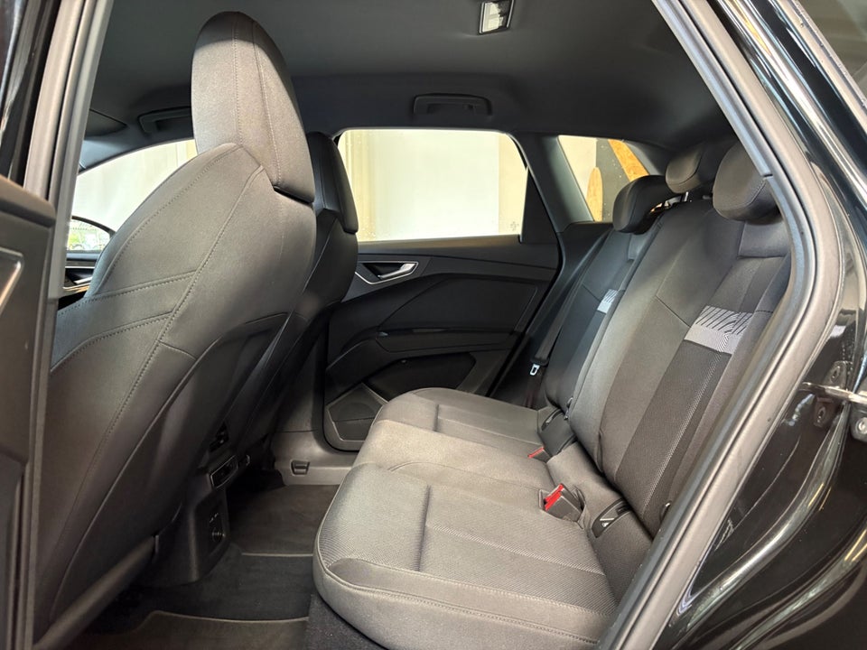 Audi Q4 e-tron 40 Advanced 5d