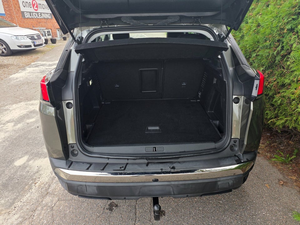 Peugeot 3008 1,2 e-THP 130 Allure EAT6 5d