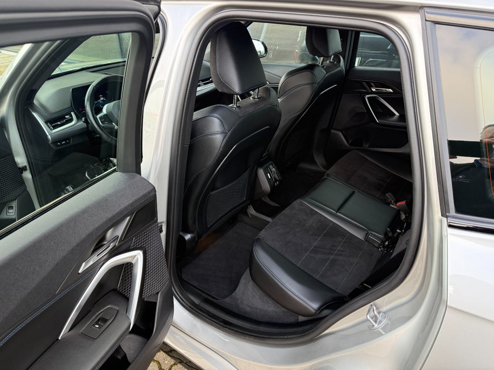 BMW iX1 eDrive20 M-Sport 5d