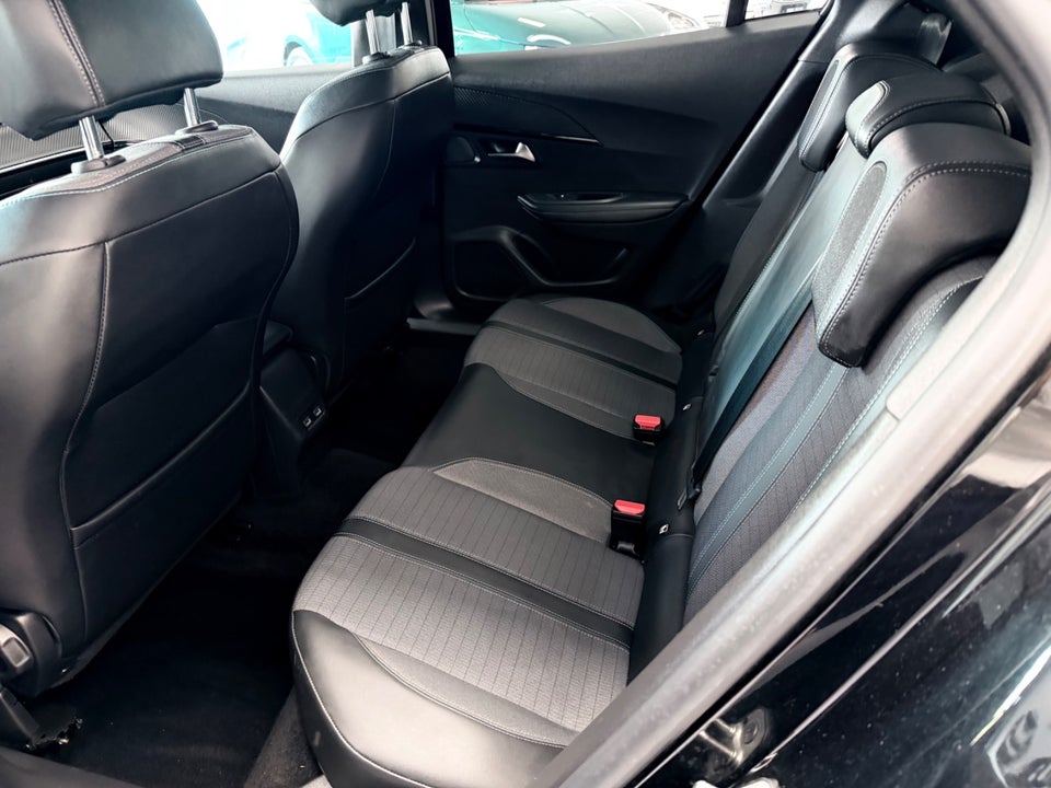 Peugeot 2008 1,2 PureTech 130 Allure Pack EAT8 5d