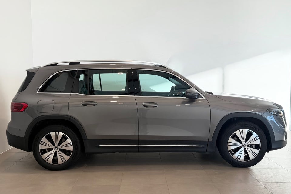 Mercedes EQB250+ Progressive 5d