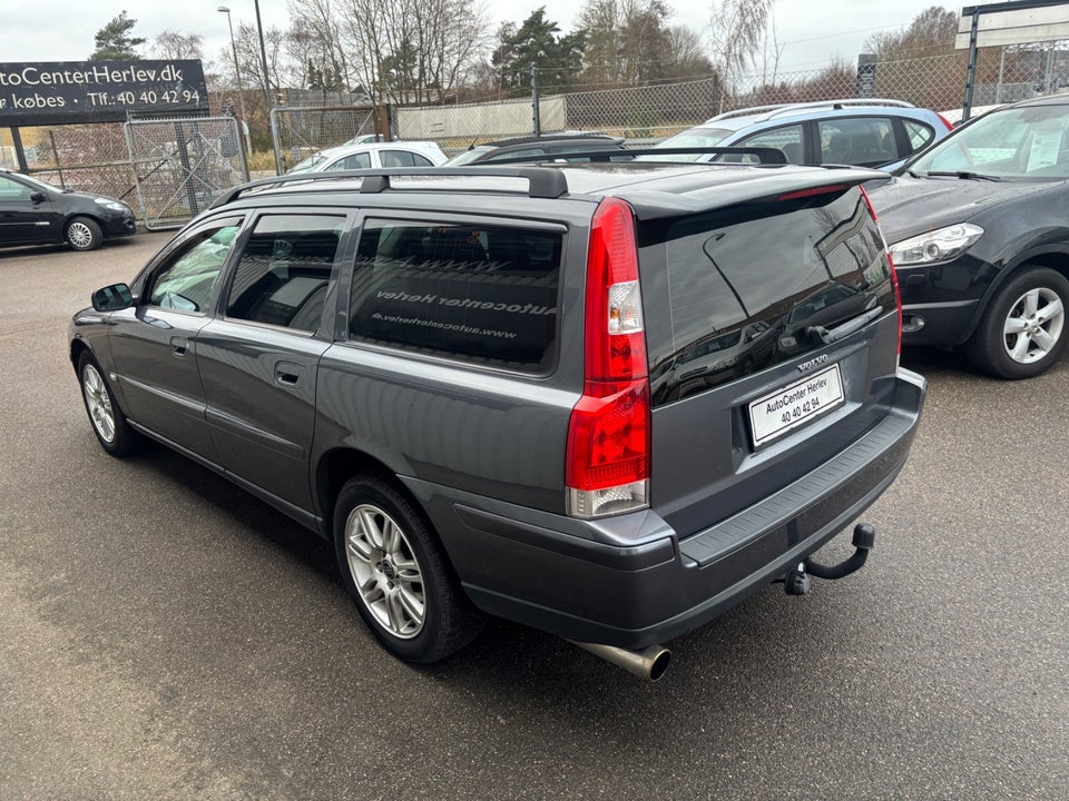 Volvo V70 2,4 170 5d