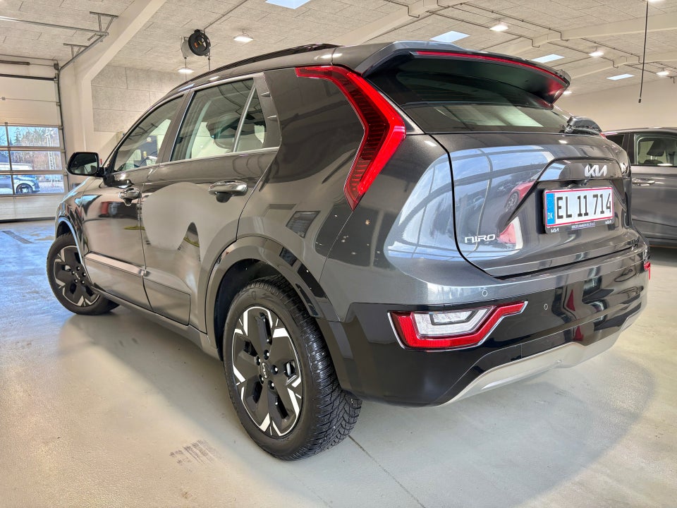 Kia Niro 64 EV Prestige 5d