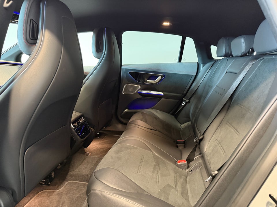 Mercedes EQE350 AMG Line 4d