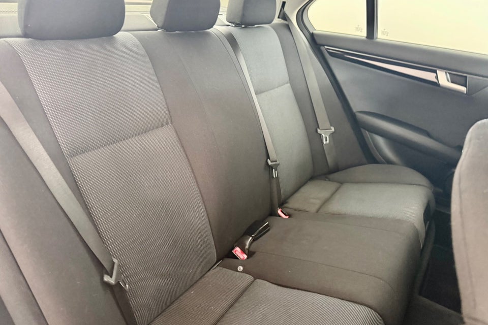 Mercedes C180 2,2 CDi BE 4d