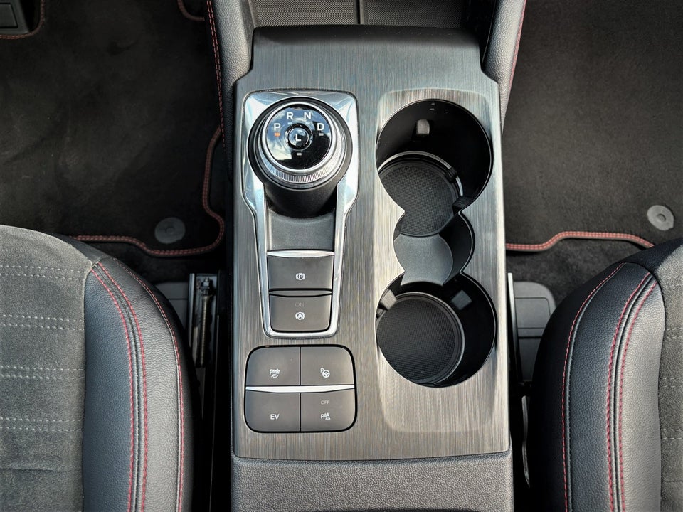 Ford Kuga 2,5 PHEV ST-Line X CVT 5d