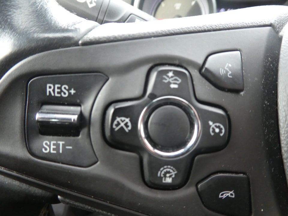 Opel Astra 1,6 CDTi 136 Business Sports Tourer aut. 5d