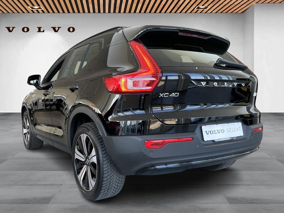 Volvo XC40 ReCharge Twin Plus 5d