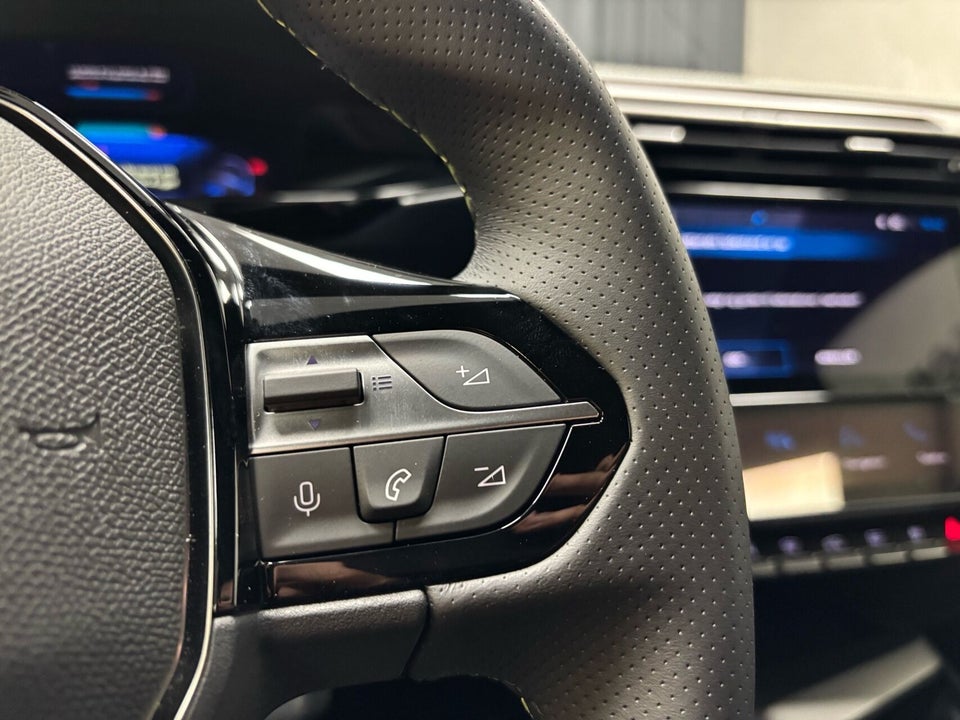 Peugeot e-308 54 GT SW 5d