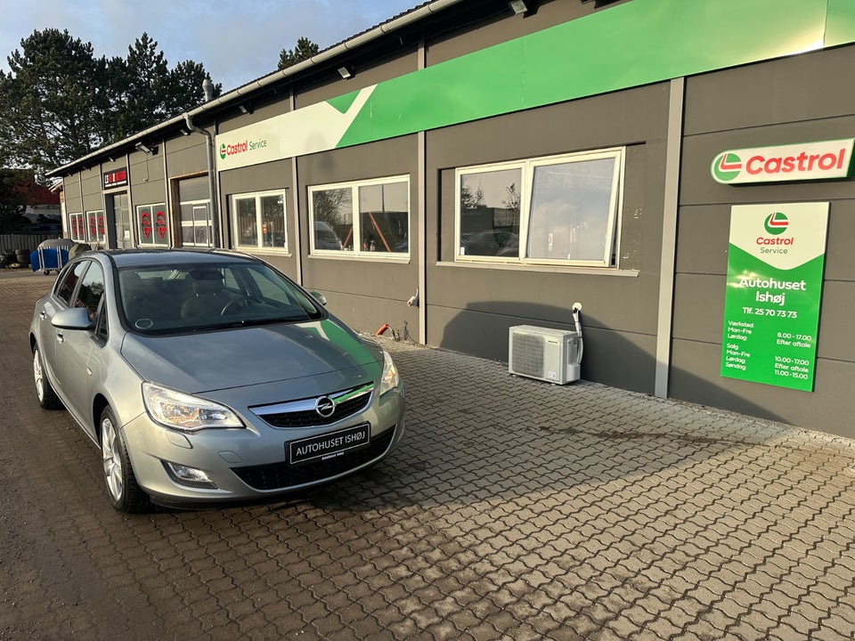 Opel Astra 1,6 Enjoy 5d