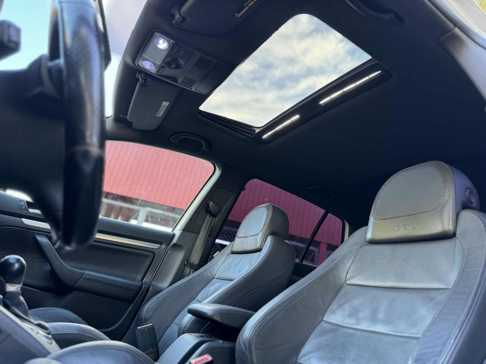 VW Golf V 2,0 GTi DSG 5d