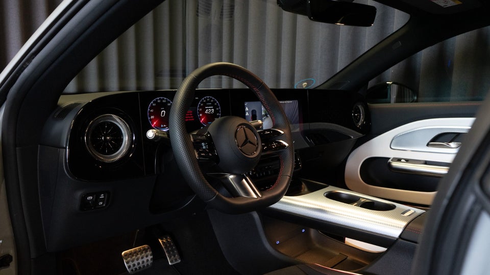 Mercedes CLA250+ EQ AMG Advance Plus 4d