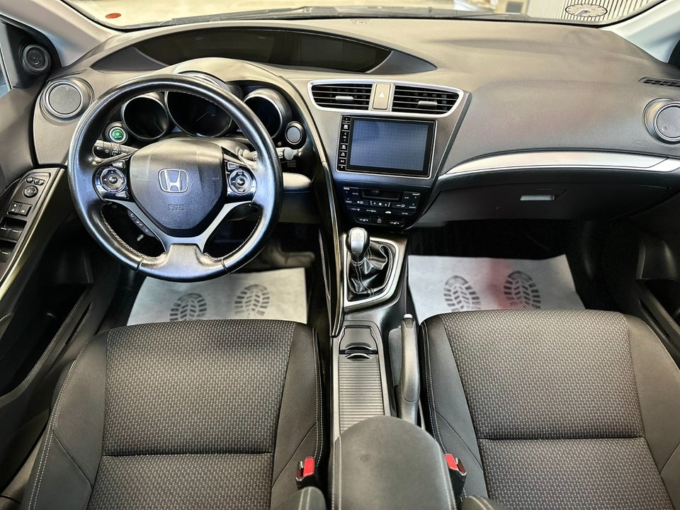 Honda Civic 1,6 i-DTEC Elegance Tourer 5d