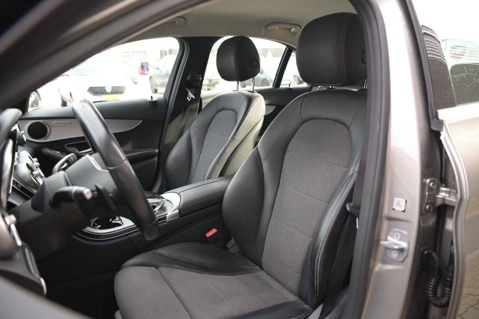 Mercedes C220 d 2,0 Advantage aut. 4d
