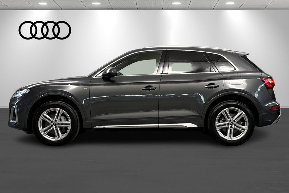 Audi Q5 50 TFSi e S-line quattro S-tr. 5d