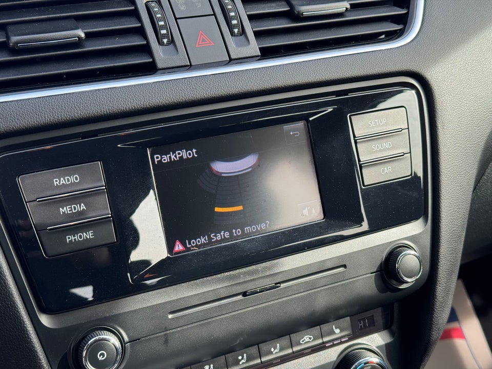 Skoda Octavia 1,4 TSi 140 Active 5d