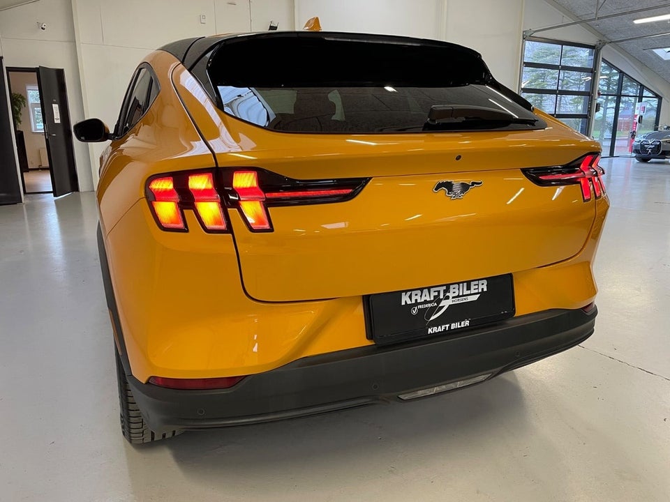 Ford Mustang Mach-E 98 Extended Range 5d