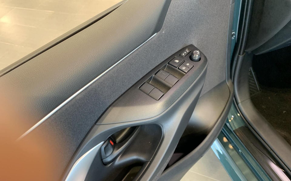 Mazda 2 1,5 Hybrid Prime-Line CVT 5d