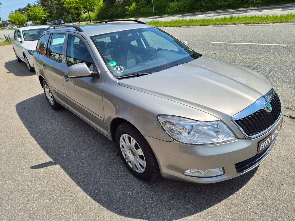 Skoda Octavia 1,4 TSi 122 Ambiente Combi GreenTec 5d
