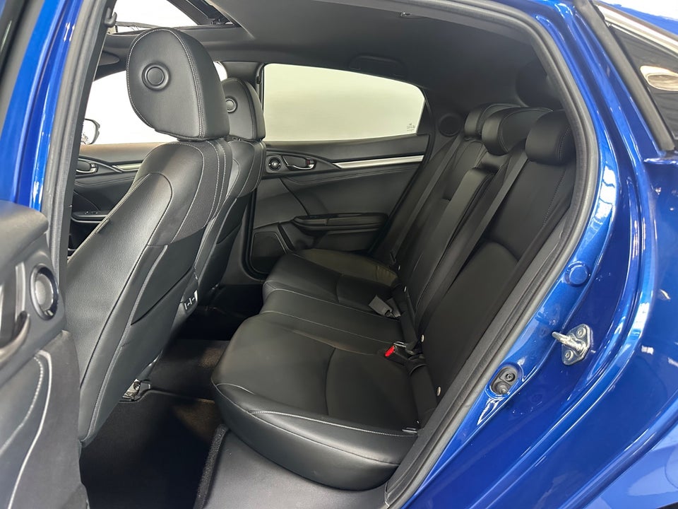 Honda Civic 1,5 VTEC Turbo Prestige CVT 5d