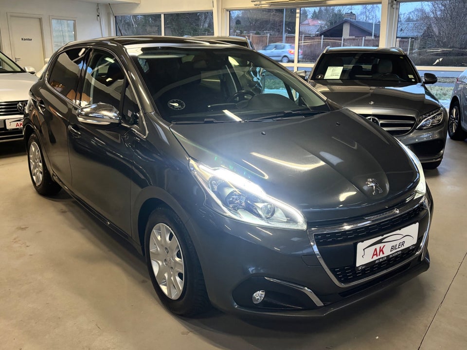 Peugeot 208 1,6 BlueHDi 100 Desire Sky 5d
