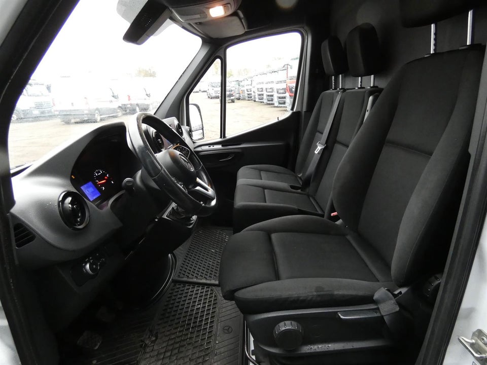 Mercedes Sprinter 214 2,2 CDi A2 Kassevogn FWD