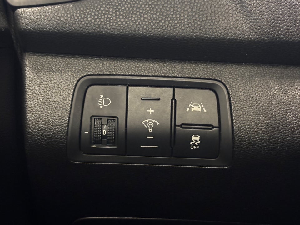 Hyundai i20 1,25 Premium 5d