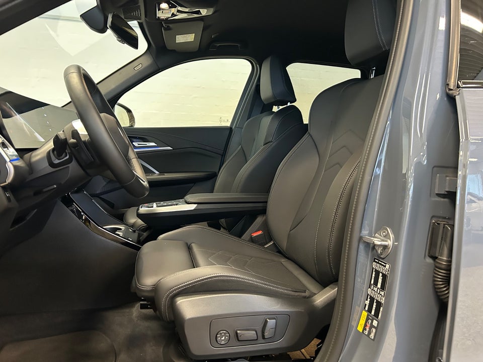 BMW iX1 xDrive30 Fully Charged M-Sport 5d