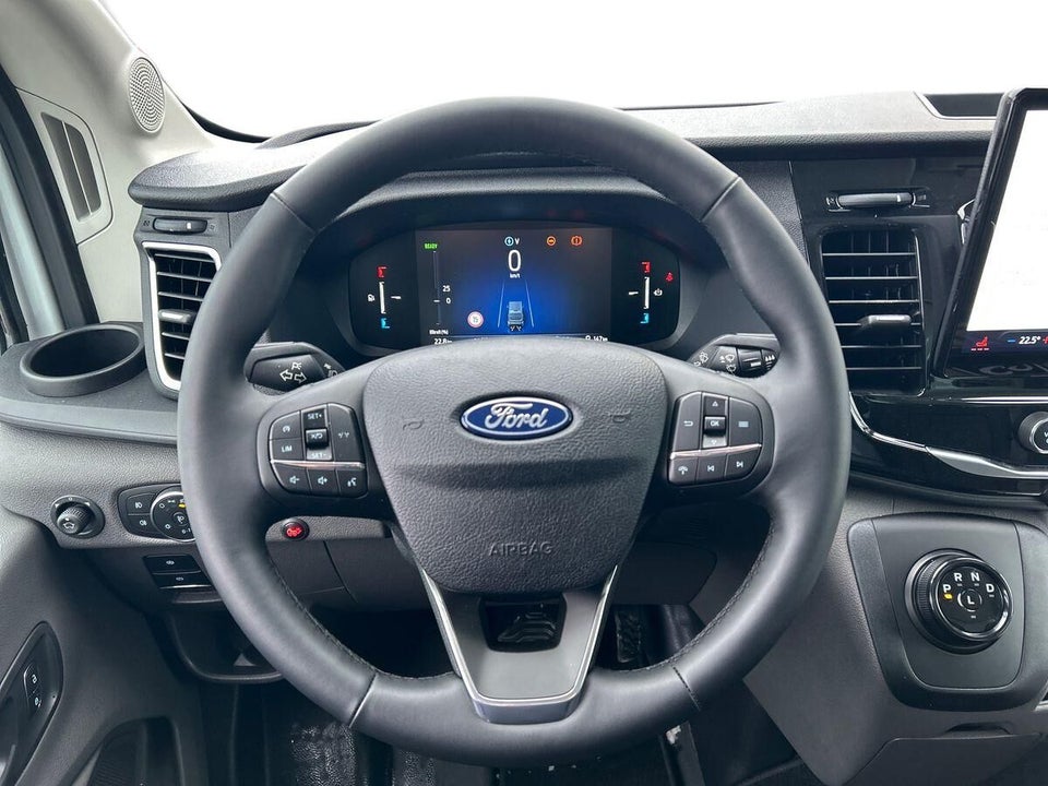 Ford E-Transit 350 L3 Chassis 89 Trend H1 RWD