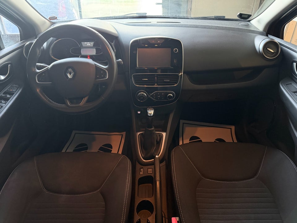 Renault Clio IV 1,5 dCi 90 Limited Sport Tourer 5d