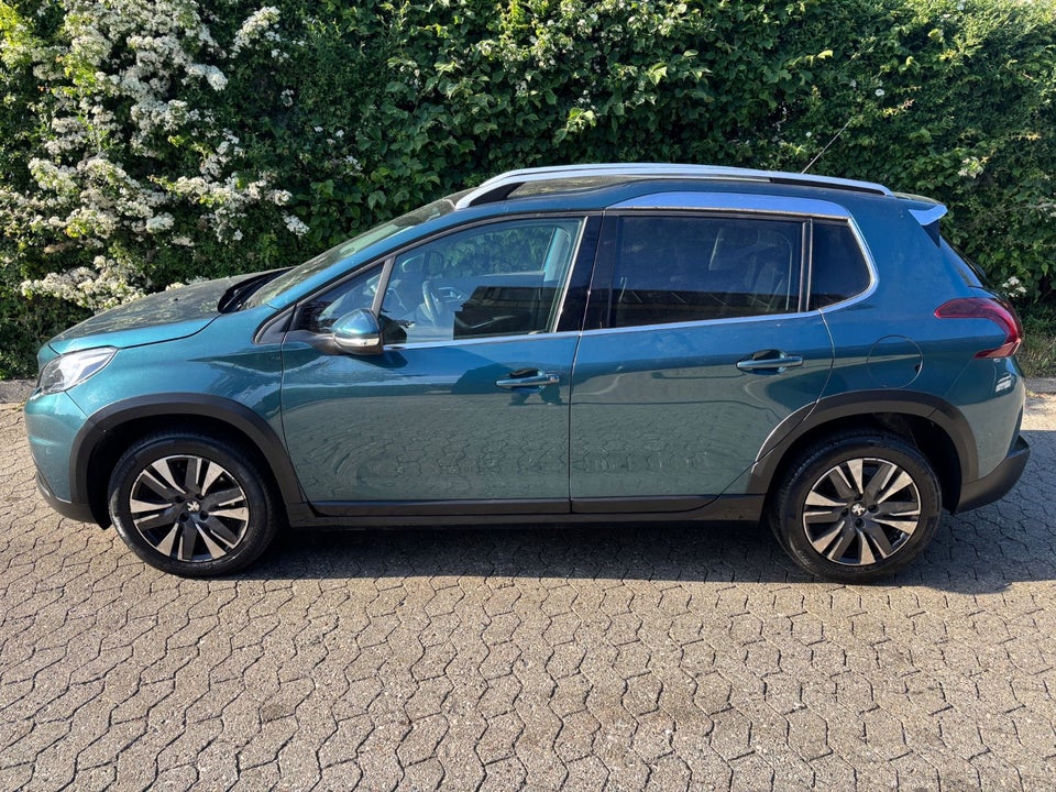 Peugeot 2008 1,2 PureTech 110 Allure Sky EAT6 5d