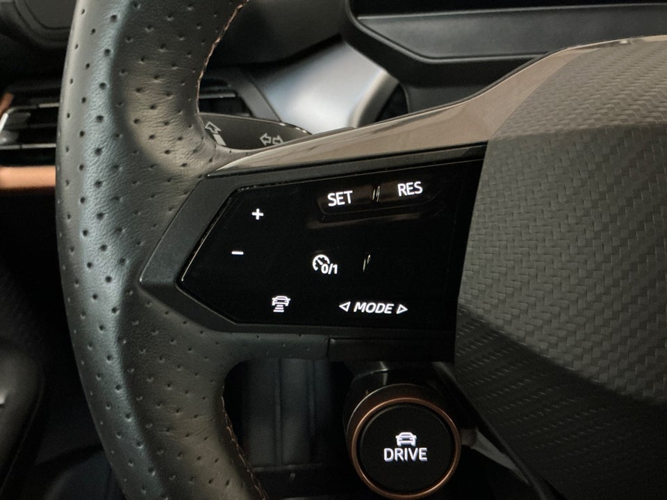 Cupra Born 77 e-Boost Dinamica Pack High 5d