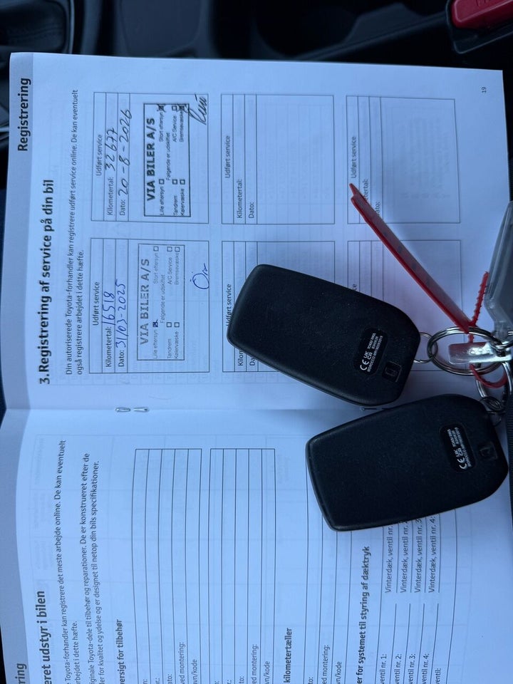Toyota Yaris 1,5 Hybrid Style Comfort e-CVT 5d