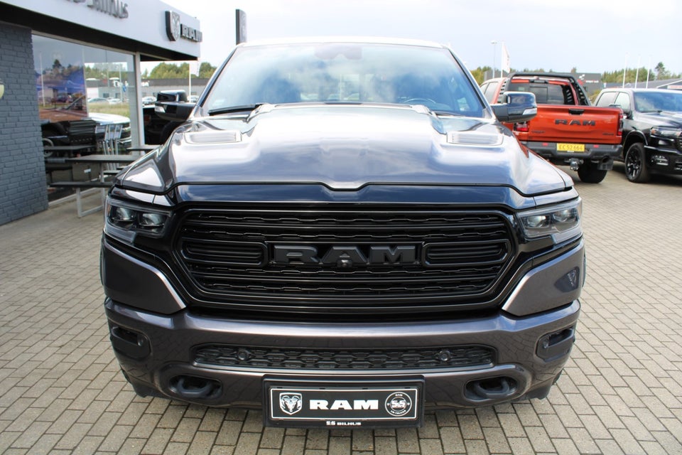 Dodge RAM 1500 5,7 V8 Hemi Limited Night aut. 4d