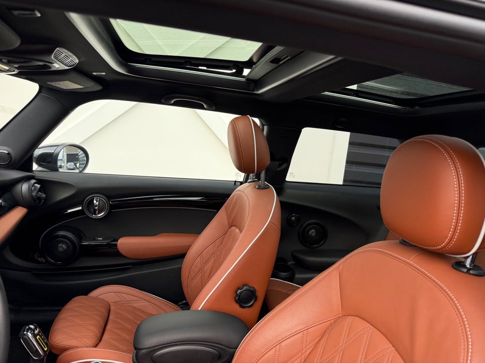 MINI Cooper SE Classic Trim 3d