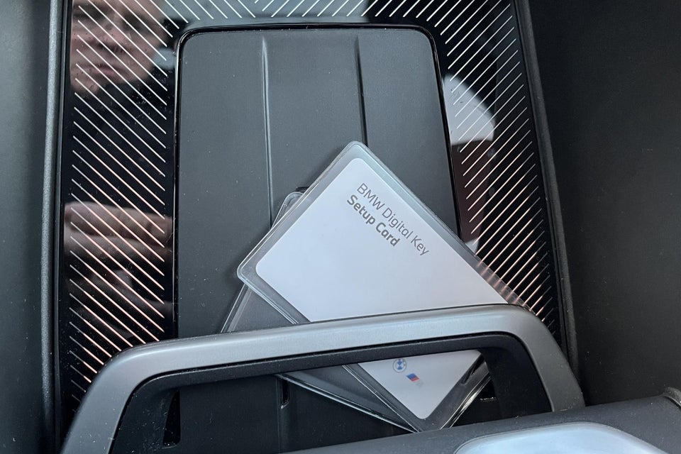 BMW iX1 eDrive20 Fully Charged 5d