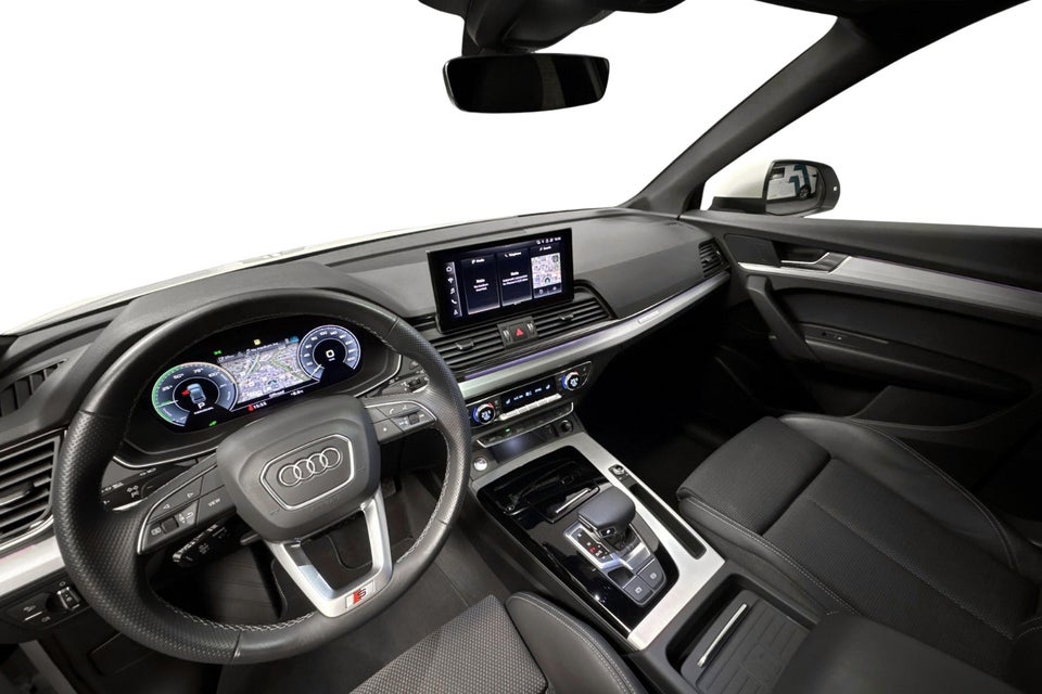 Audi Q5 50 TFSi e S-line quattro S-tr. 5d