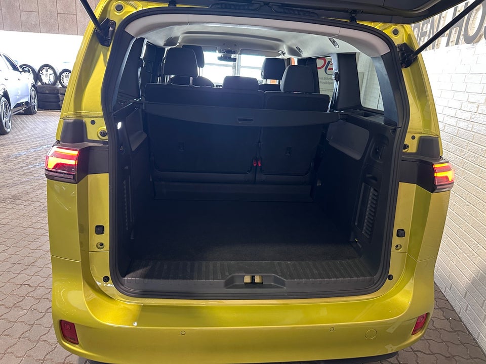 VW ID.Buzz 77 Pro SWB 5d