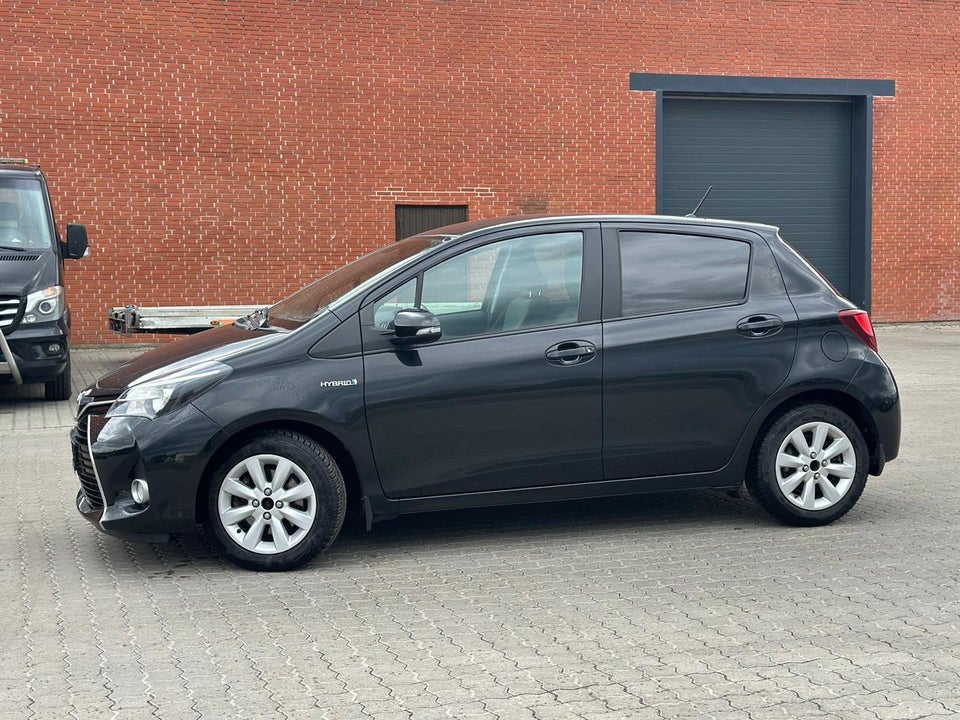 Toyota Yaris 1,5 Hybrid H2 e-CVT 5d